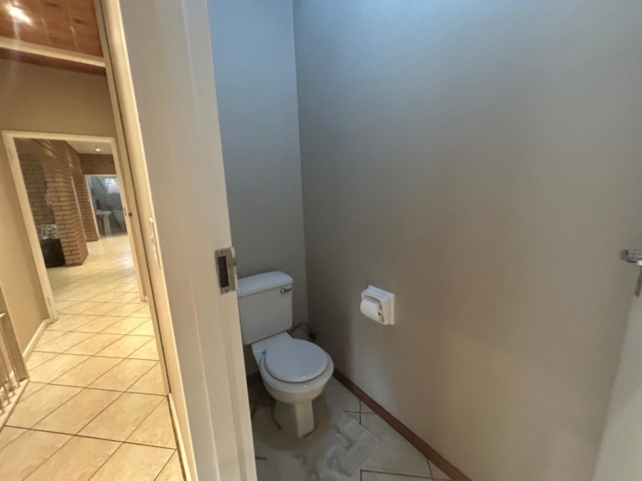 4 Bedroom Property for Sale in Hartbeesfontein AH North West
